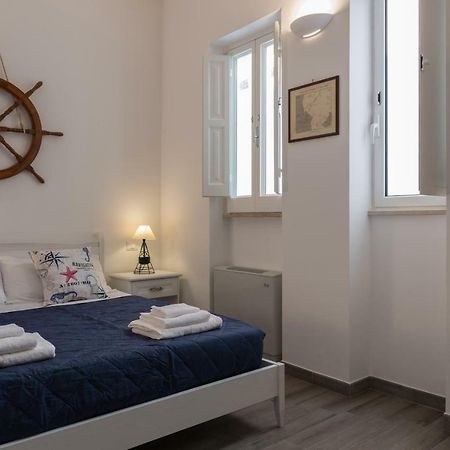 B&B Rotta Mediterranea Monopoli Exteriör bild