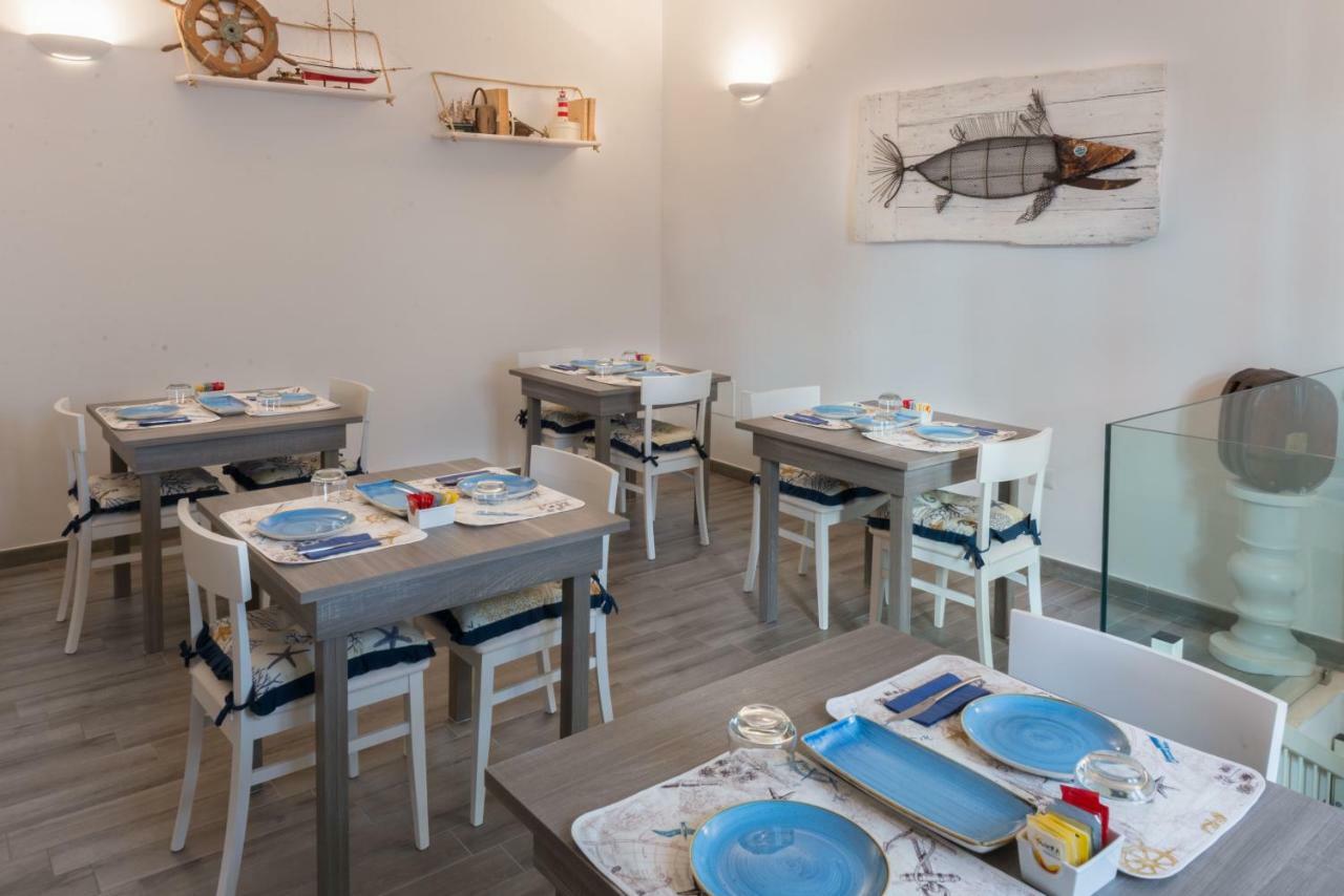 B&B Rotta Mediterranea Monopoli Exteriör bild